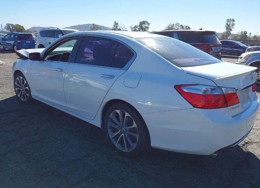 Photo 3 of 2015 Honda Accord SPORT (VIN 1HGCR2F50FA250618)