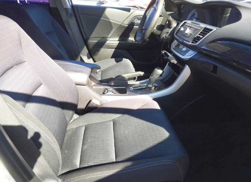 Photo 5 of 2015 Honda Accord SPORT (VIN 1HGCR2F50FA250618)