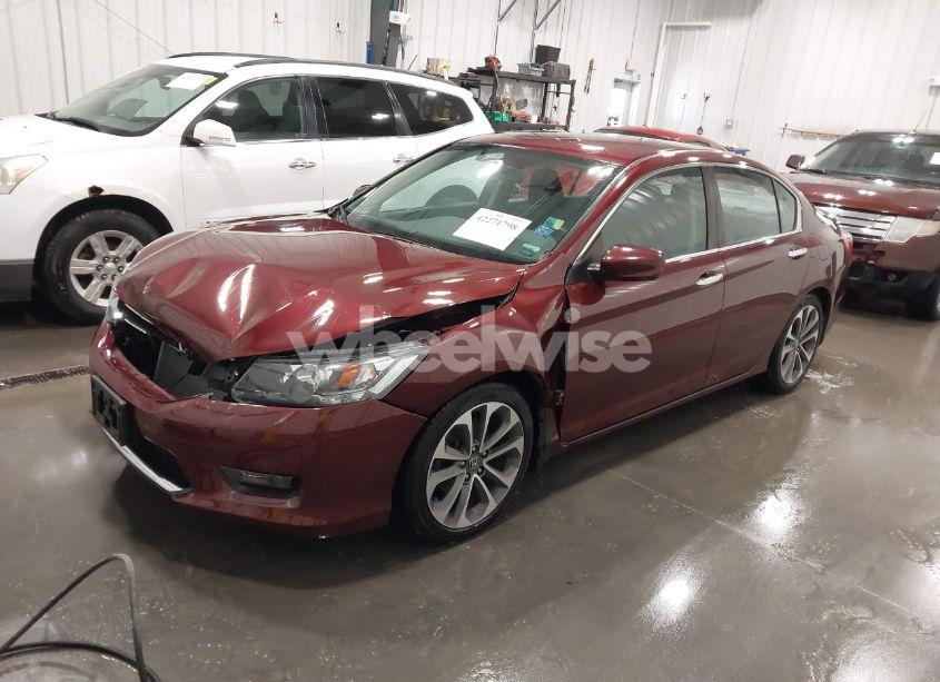 Photo 2 of 2015 Honda Accord SPORT (VIN 1HGCR2F50FA256015)
