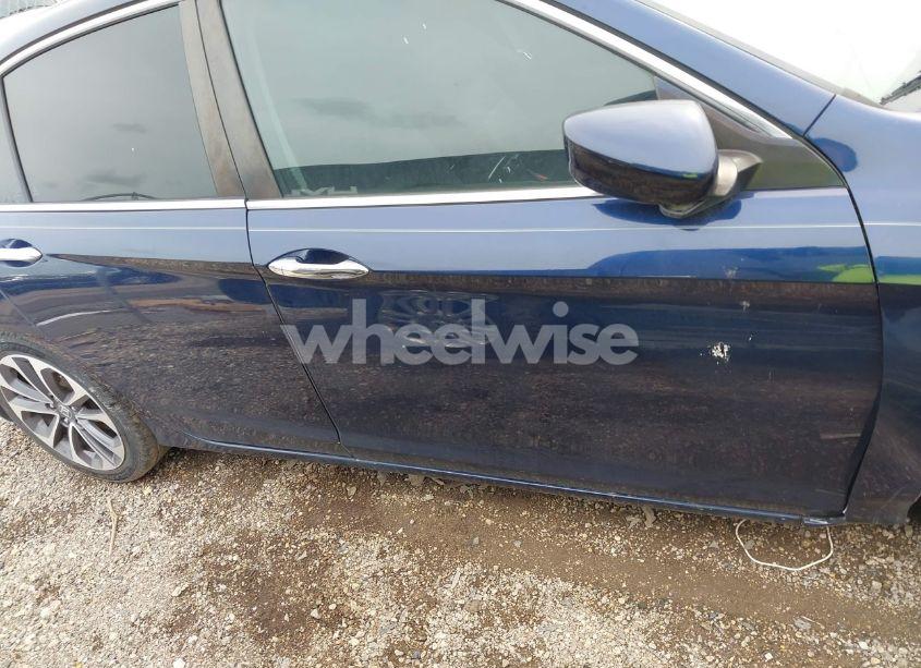 Photo 13 of 2015 Honda Accord SPORT (VIN 1HGCR2F50FA262252)