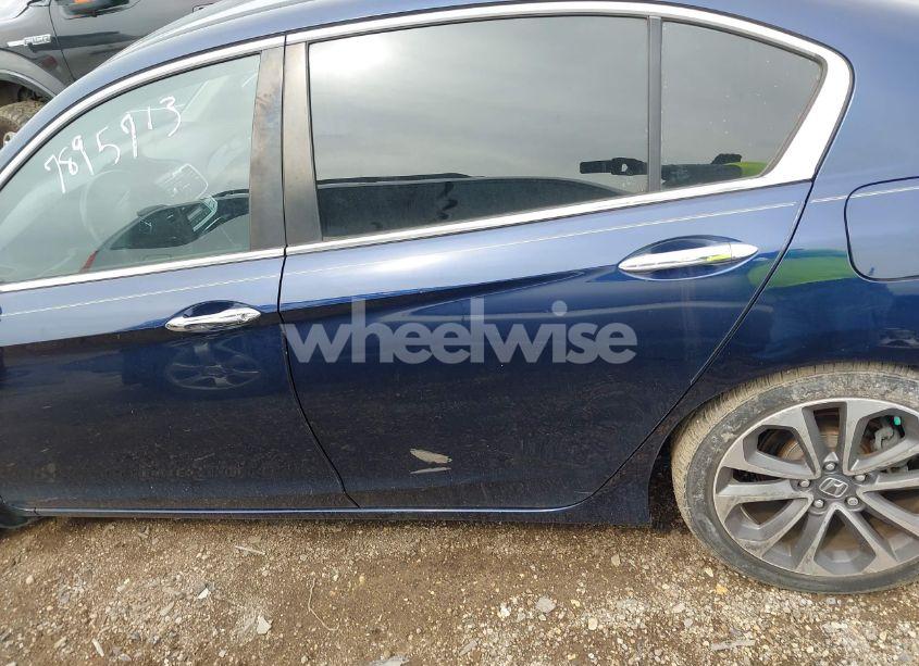 Photo 14 of 2015 Honda Accord SPORT (VIN 1HGCR2F50FA262252)