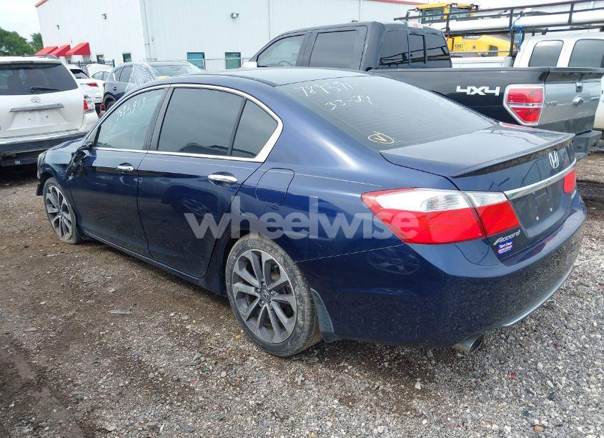 Photo 3 of 2015 Honda Accord SPORT (VIN 1HGCR2F50FA262252)