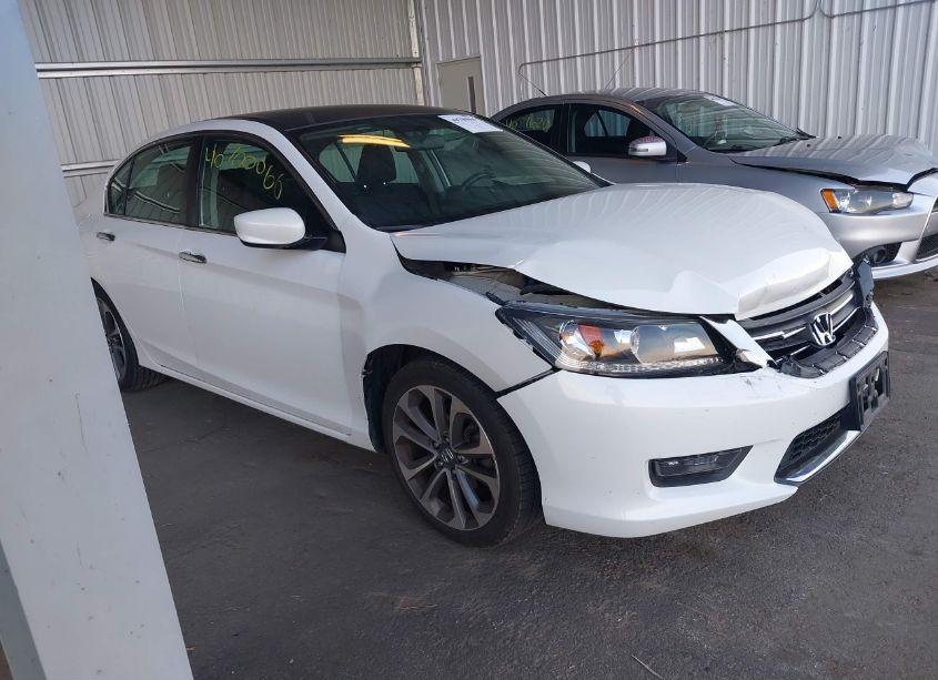 2015 Honda Accord SPORT (VIN 1HGCR2F50FA263126) main photo