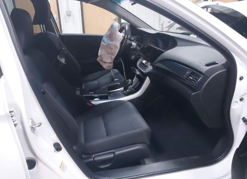 Photo 5 of 2015 Honda Accord SPORT (VIN 1HGCR2F50FA263191)