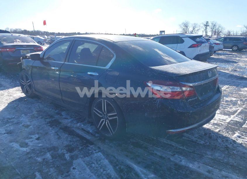 Photo 3 of 2016 Honda Accord SPORT (VIN 1HGCR2F50GA058780)