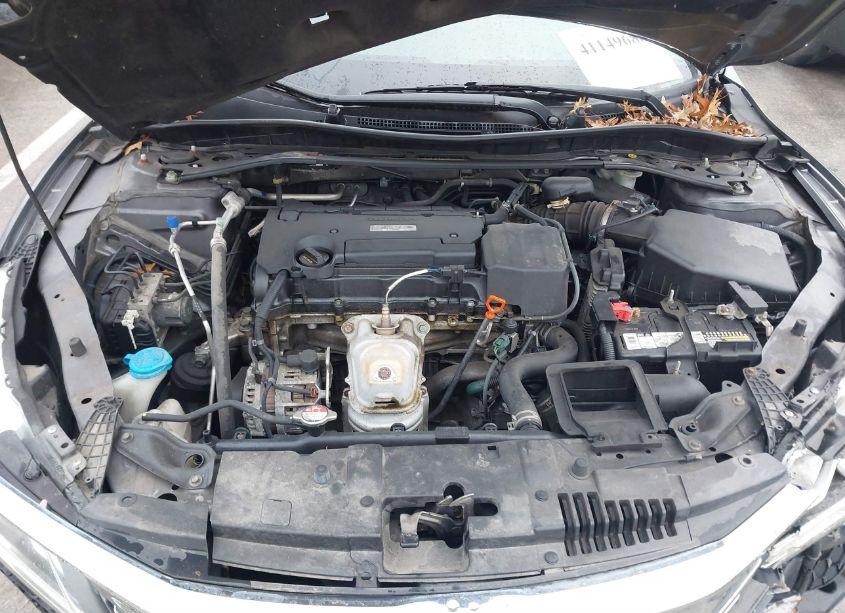 Photo 10 of 2016 Honda Accord SPORT (VIN 1HGCR2F50GA106505)