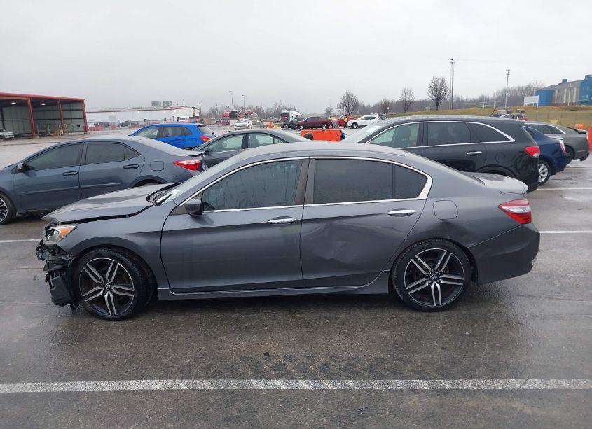 Photo 15 of 2016 Honda Accord SPORT (VIN 1HGCR2F50GA106505)