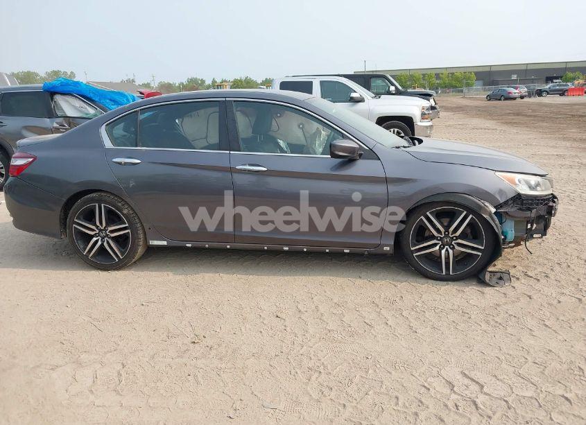 Photo 13 of 2016 Honda Accord SPORT (VIN 1HGCR2F50GA112045)