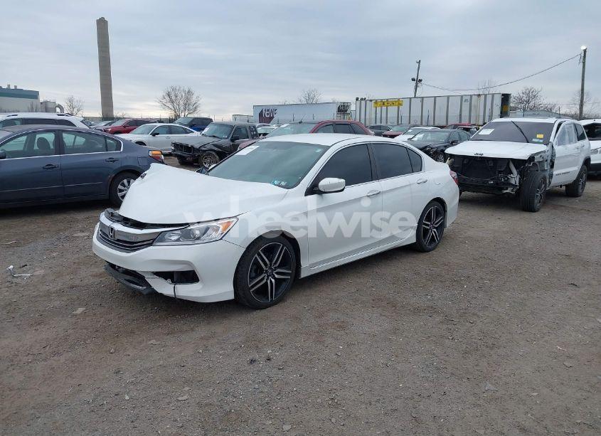 Photo 2 of 2016 Honda Accord SPORT (VIN 1HGCR2F50GA132201)