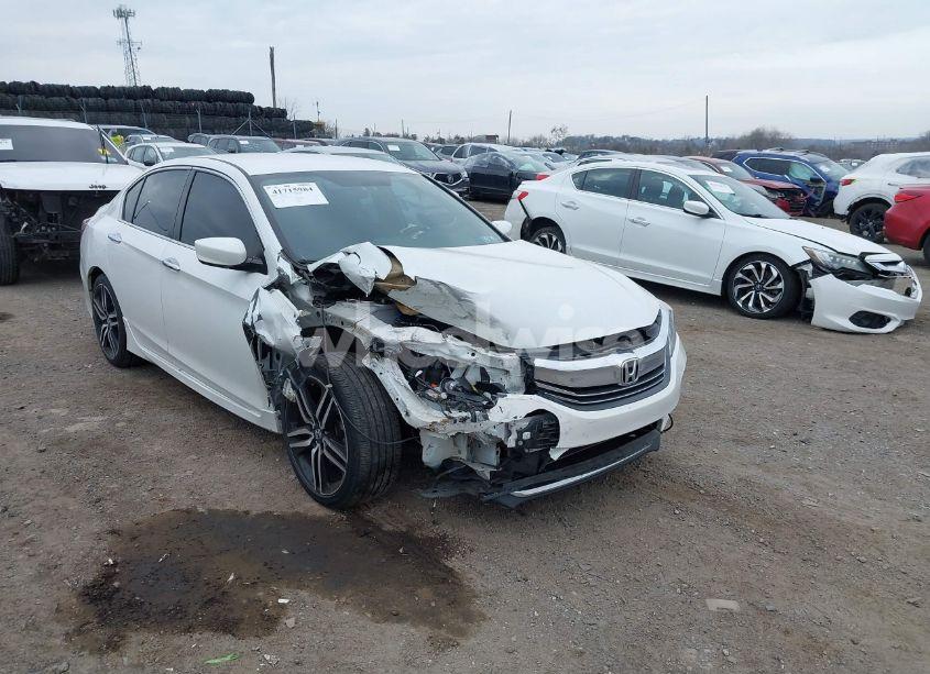 Photo 6 of 2016 Honda Accord SPORT (VIN 1HGCR2F50GA132201)