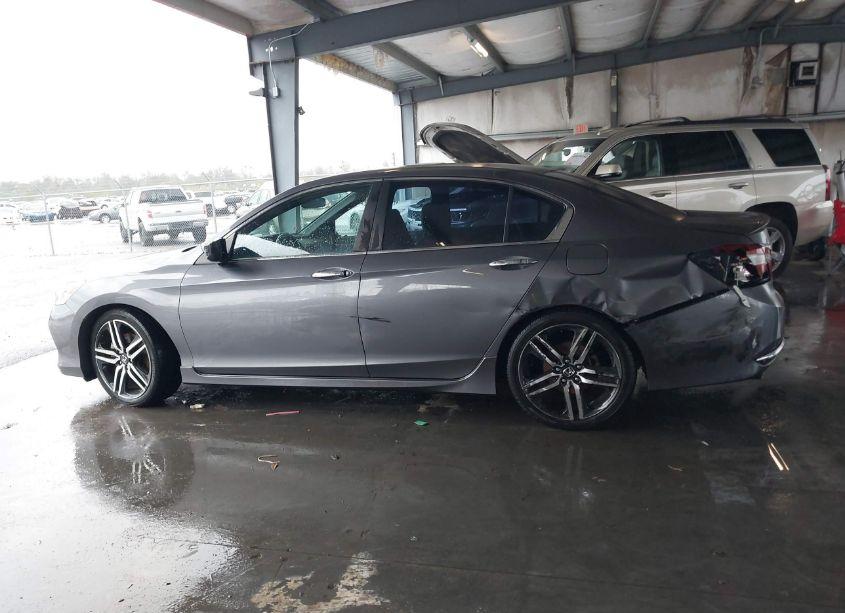 Photo 14 of 2016 Honda Accord SPORT (VIN 1HGCR2F50GA164792)