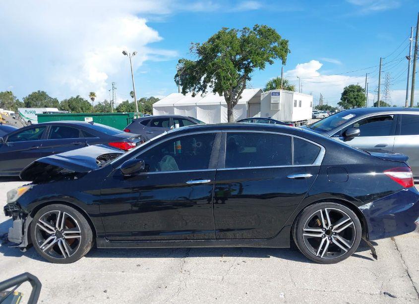 Photo 15 of 2016 Honda Accord SPORT (VIN 1HGCR2F50GA210251)