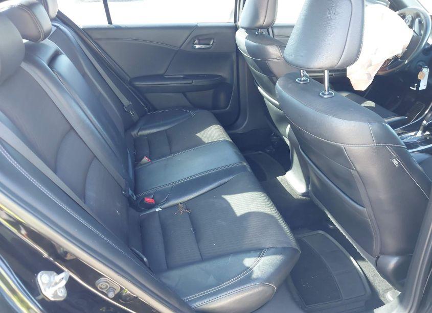 Photo 8 of 2016 Honda Accord SPORT (VIN 1HGCR2F50GA210251)