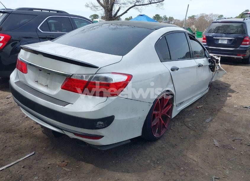 Photo 4 of 2016 Honda Accord SPORT (VIN 1HGCR2F50GA213439)