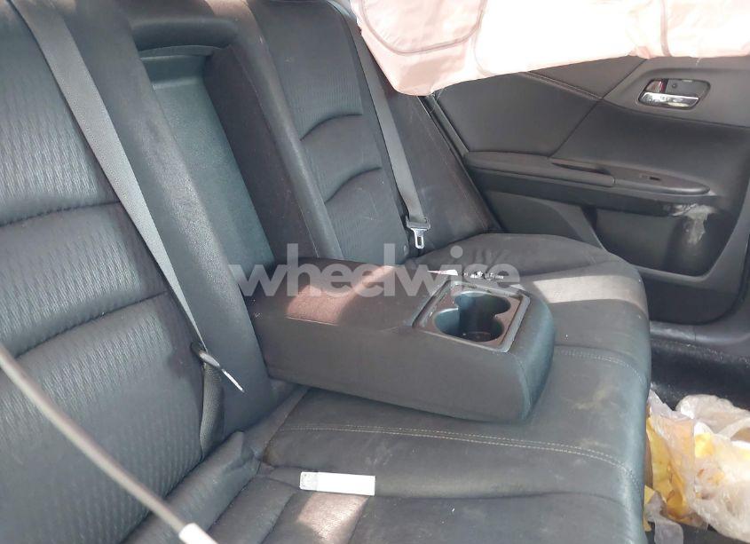 Photo 8 of 2016 Honda Accord SPORT (VIN 1HGCR2F50GA213439)