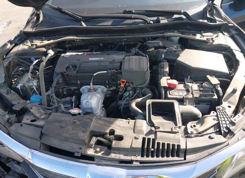 Photo 10 of 2016 Honda Accord SPORT (VIN 1HGCR2F50GA229172)