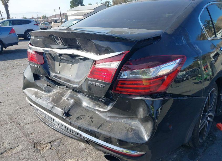 Photo 17 of 2016 Honda Accord SPORT (VIN 1HGCR2F50GA229172)