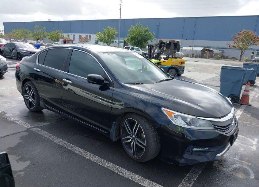 2017 Honda Accord SPORT (VIN 1HGCR2F50HA008155) main photo