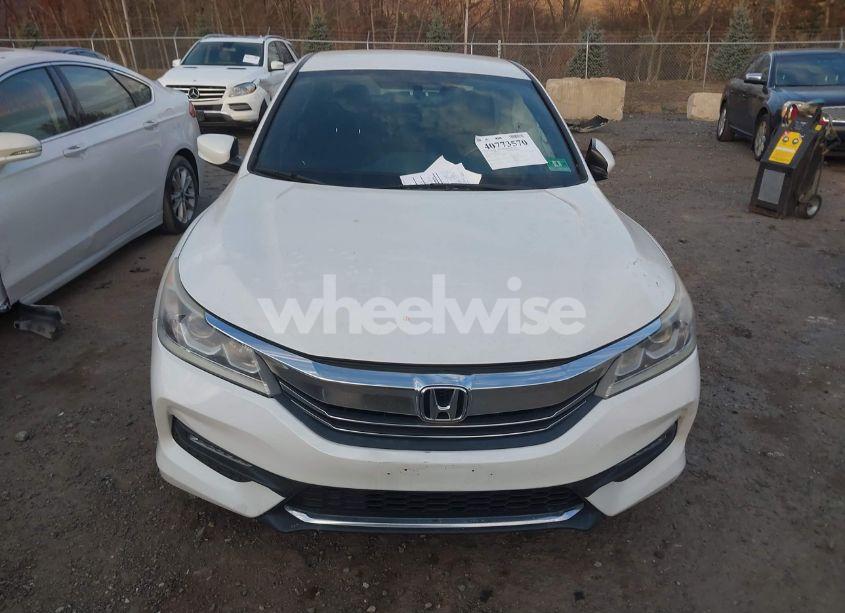Photo 12 of 2017 Honda Accord SPORT (VIN 1HGCR2F50HA026848)