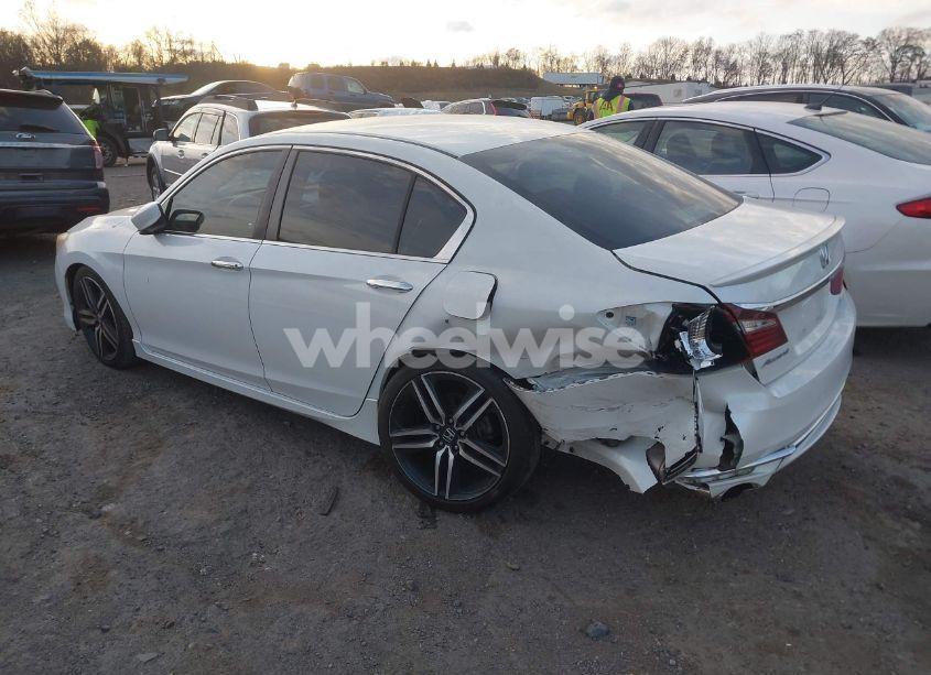 Photo 3 of 2017 Honda Accord SPORT (VIN 1HGCR2F50HA026848)