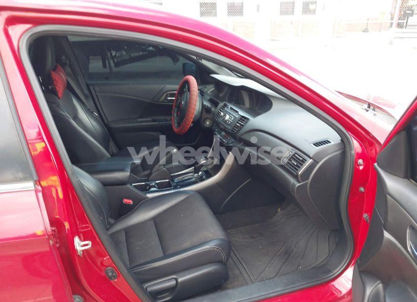 Photo 5 of 2017 Honda Accord SPORT (VIN 1HGCR2F50HA077153)