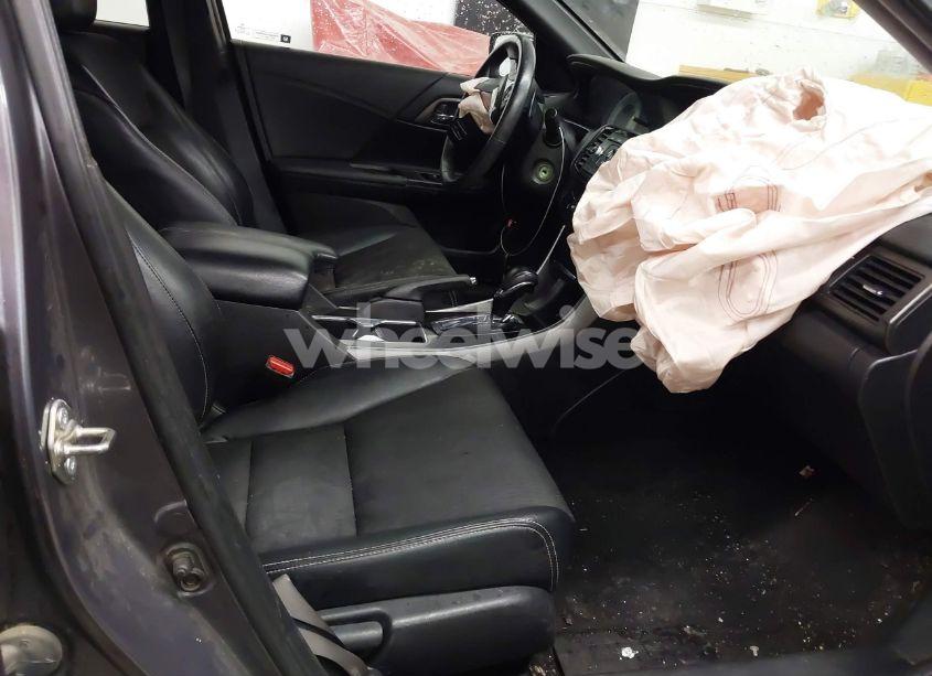 Photo 5 of 2017 Honda Accord SPORT (VIN 1HGCR2F50HA122656)