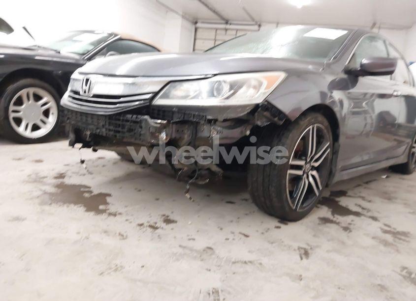 Photo 6 of 2017 Honda Accord SPORT (VIN 1HGCR2F50HA122656)