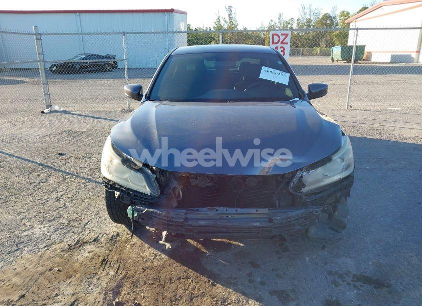 Photo 12 of 2017 Honda Accord SPORT (VIN 1HGCR2F50HA133818)
