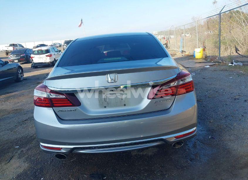 Photo 16 of 2017 Honda Accord SPORT (VIN 1HGCR2F50HA179469)