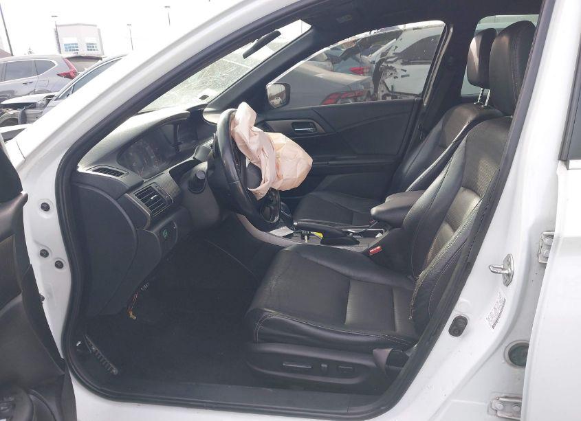 Photo 5 of 2017 Honda Accord SPORT (VIN 1HGCR2F50HA290040)