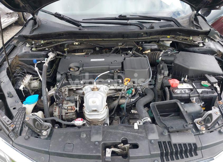 Photo 10 of 2017 Honda Accord SPORT (VIN 1HGCR2F50HA296811)