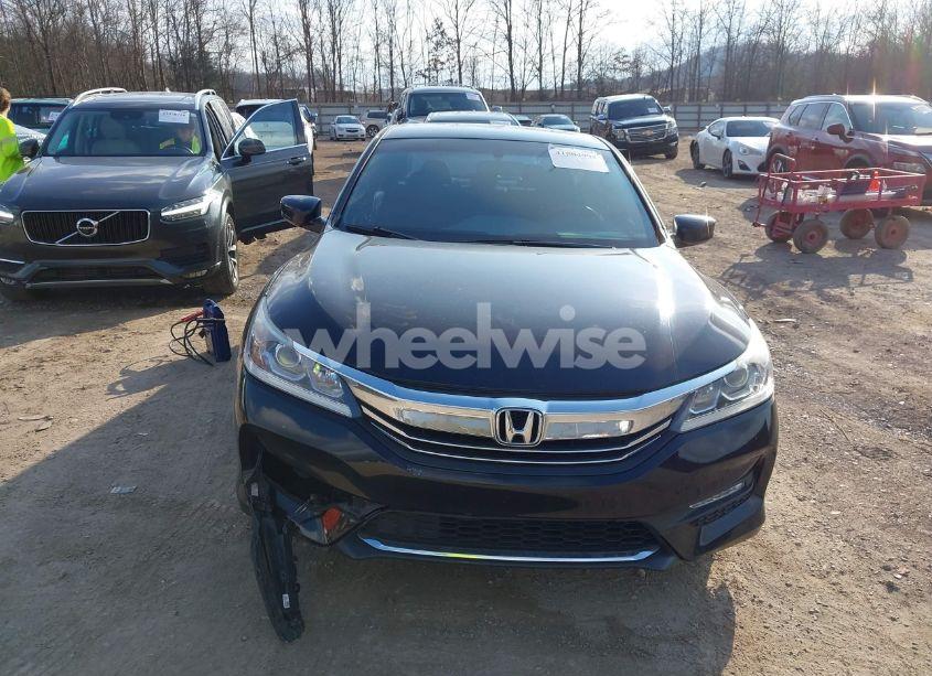 Photo 12 of 2017 Honda Accord SPORT (VIN 1HGCR2F50HA300887)