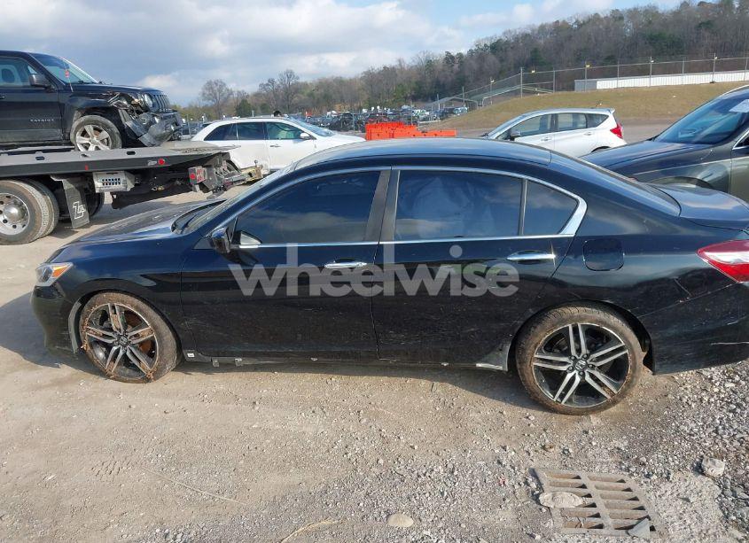 Photo 14 of 2017 Honda Accord SPORT (VIN 1HGCR2F50HA300887)