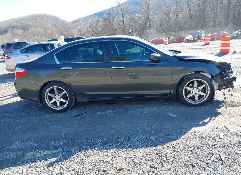 Photo 13 of 2013 Honda Accord SPORT (VIN 1HGCR2F51DA062199)