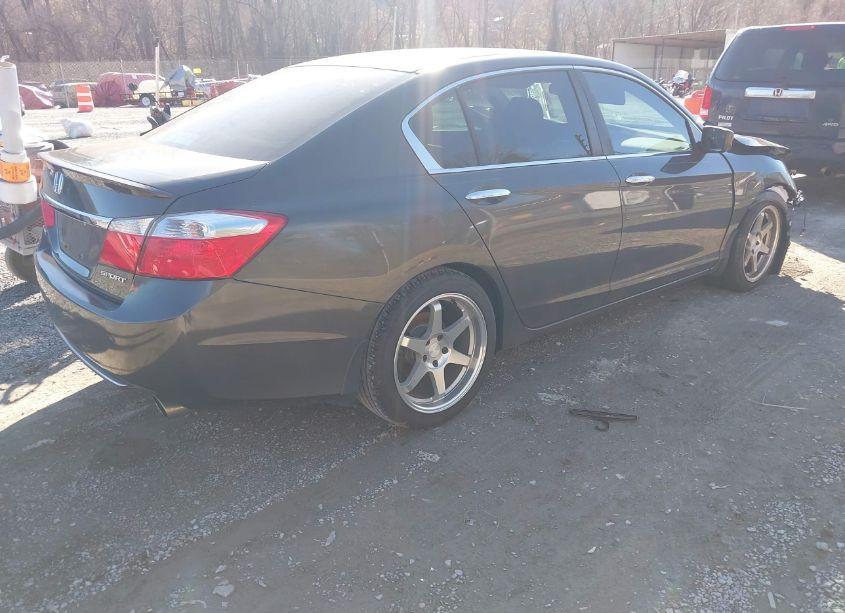Photo 4 of 2013 Honda Accord SPORT (VIN 1HGCR2F51DA062199)