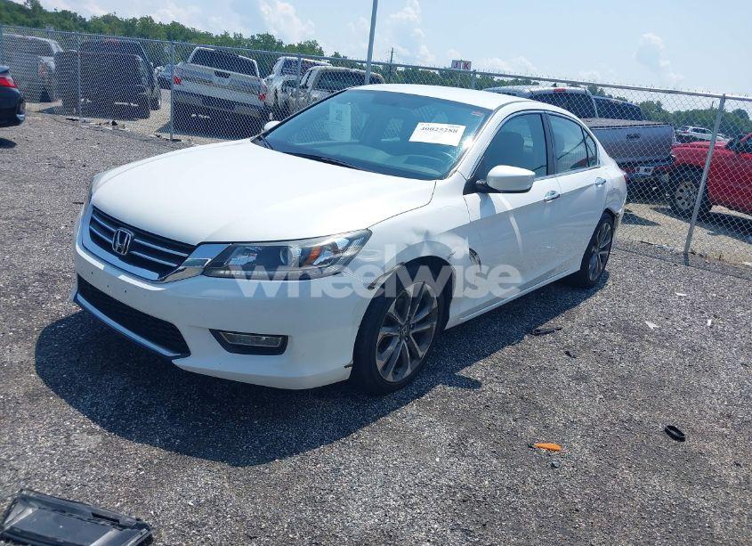 Photo 2 of 2013 Honda Accord SPORT (VIN 1HGCR2F51DA274441)