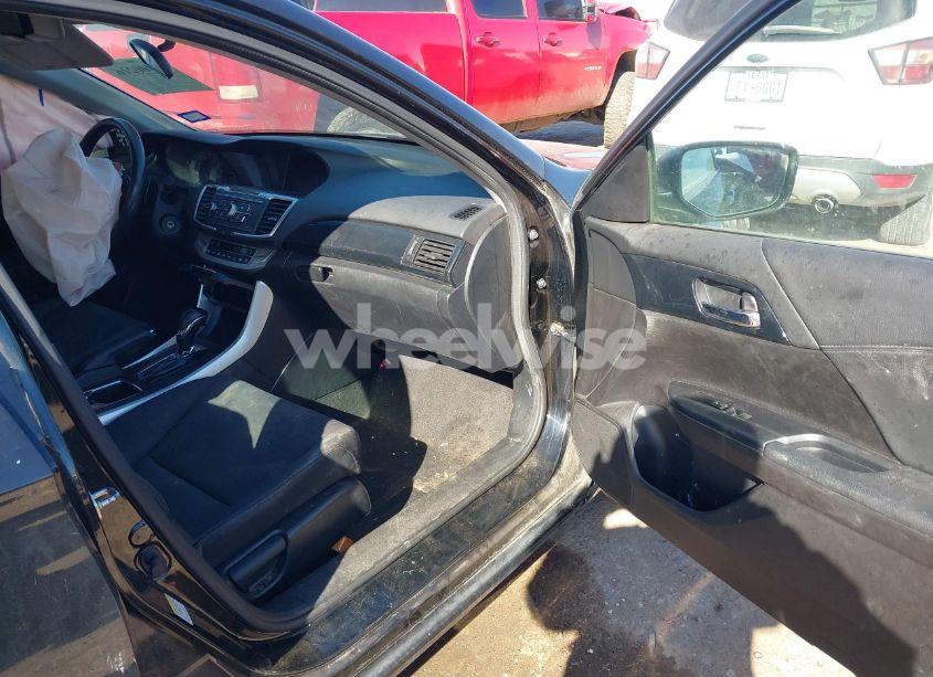 Photo 5 of 2013 Honda Accord SPORT (VIN 1HGCR2F51DA277789)