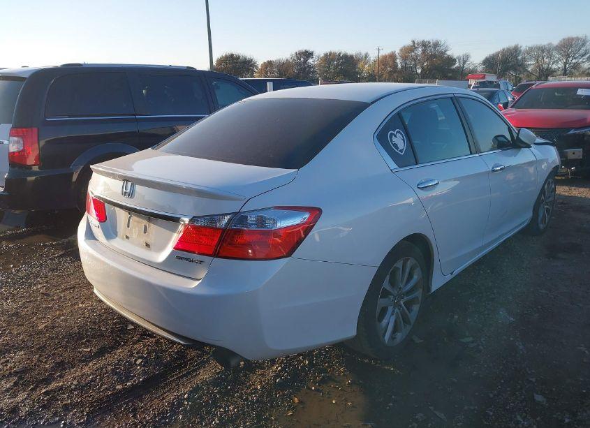 Photo 4 of 2014 Honda Accord SPORT (VIN 1HGCR2F51EA088299)