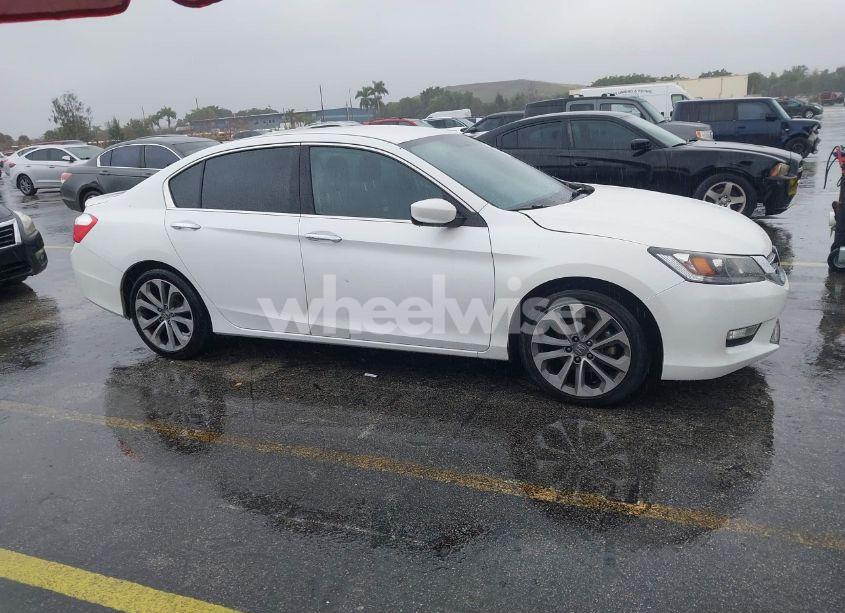Photo 13 of 2014 Honda Accord SPORT (VIN 1HGCR2F51EA274912)