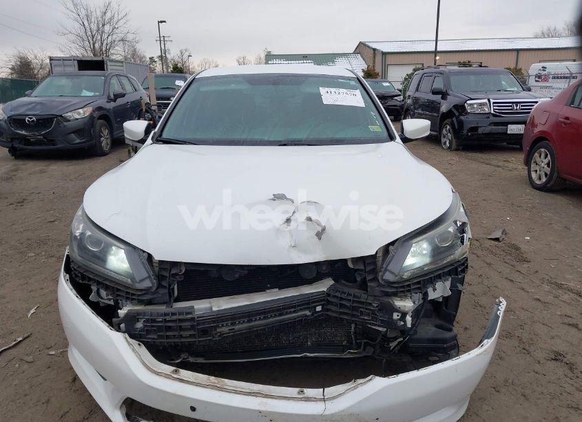 Photo 12 of 2015 Honda Accord SPORT (VIN 1HGCR2F51FA005536)