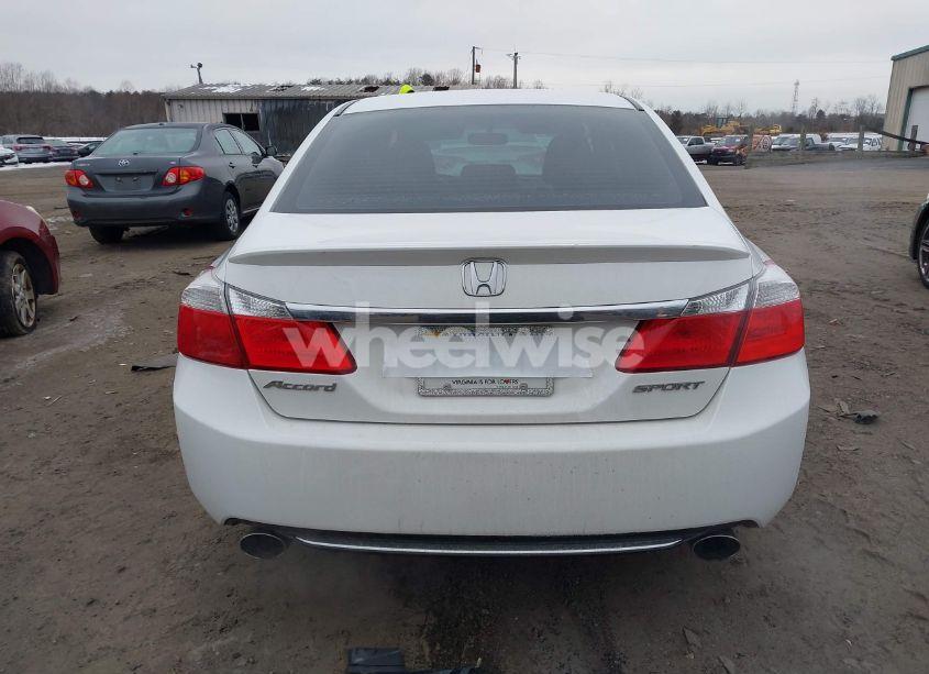 Photo 16 of 2015 Honda Accord SPORT (VIN 1HGCR2F51FA005536)