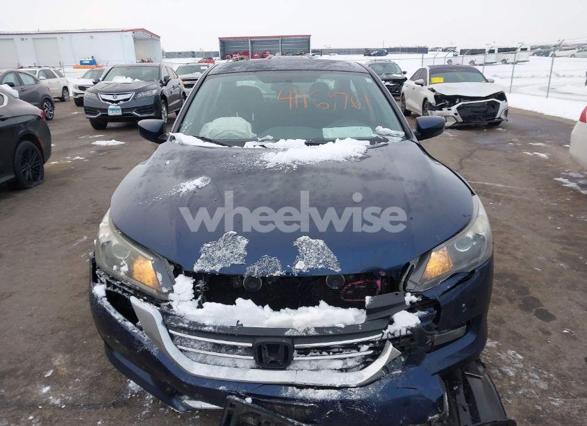 Photo 12 of 2015 Honda Accord SPORT (VIN 1HGCR2F51FA010526)