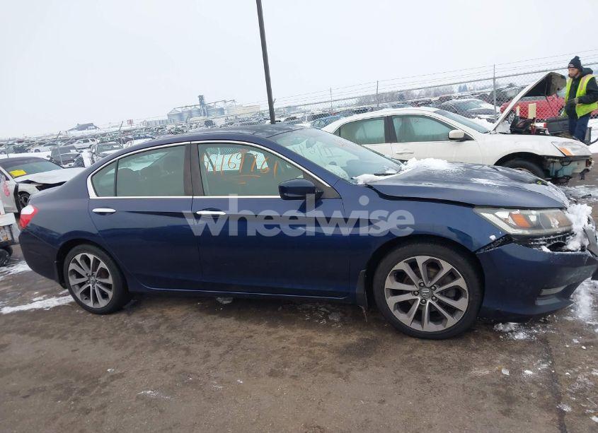 Photo 13 of 2015 Honda Accord SPORT (VIN 1HGCR2F51FA010526)