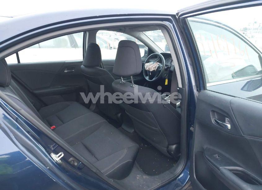 Photo 8 of 2015 Honda Accord SPORT (VIN 1HGCR2F51FA010526)