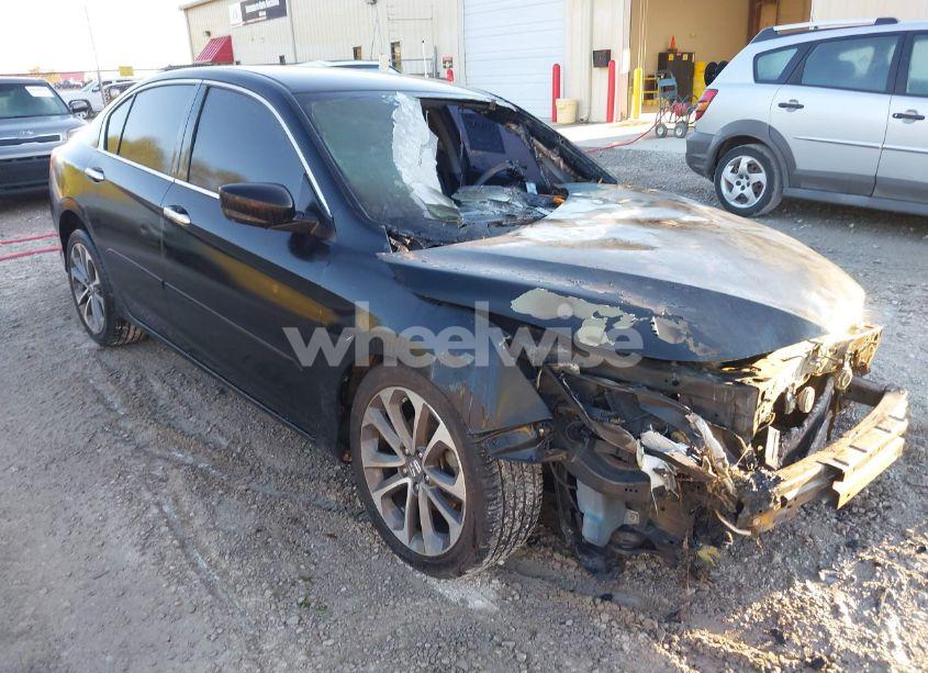 2015 Honda Accord SPORT (VIN 1HGCR2F51FA027648) main photo