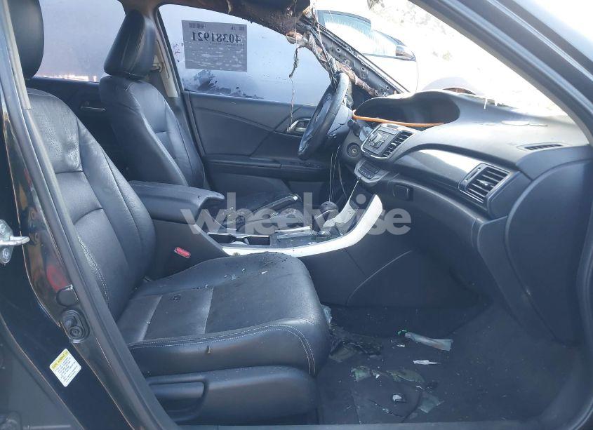 Photo 5 of 2015 Honda Accord SPORT (VIN 1HGCR2F51FA027648)