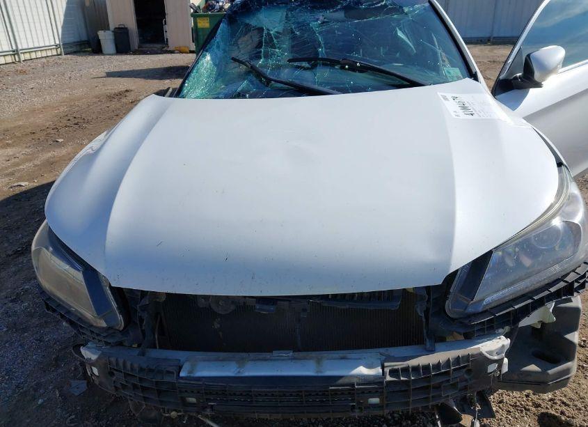 Photo 10 of 2015 Honda Accord SPORT (VIN 1HGCR2F51FA030842)