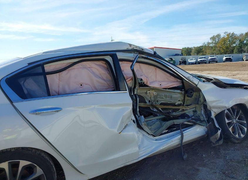 Photo 6 of 2015 Honda Accord SPORT (VIN 1HGCR2F51FA030842)