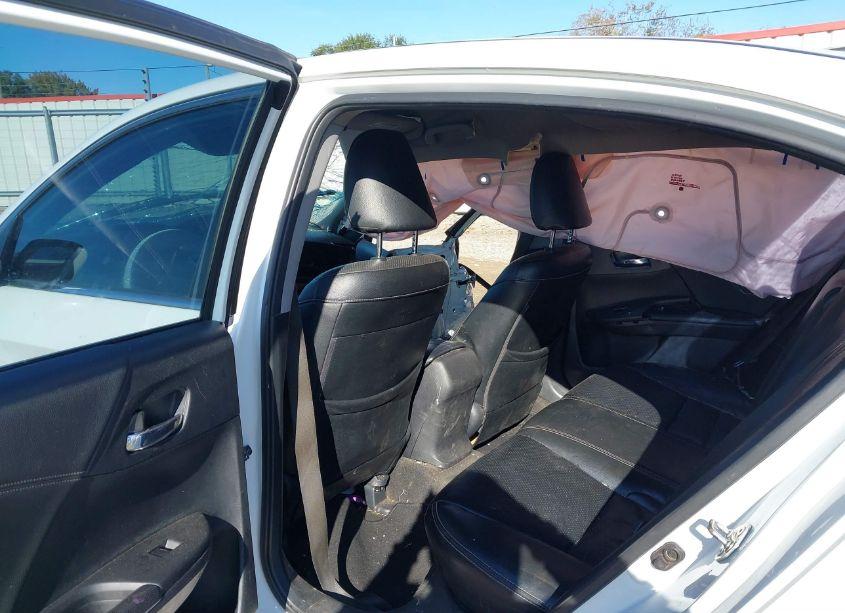 Photo 8 of 2015 Honda Accord SPORT (VIN 1HGCR2F51FA030842)