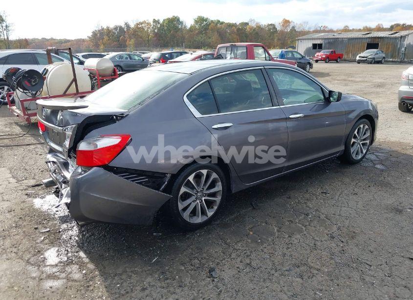 Photo 4 of 2015 Honda Accord SPORT (VIN 1HGCR2F51FA087168)